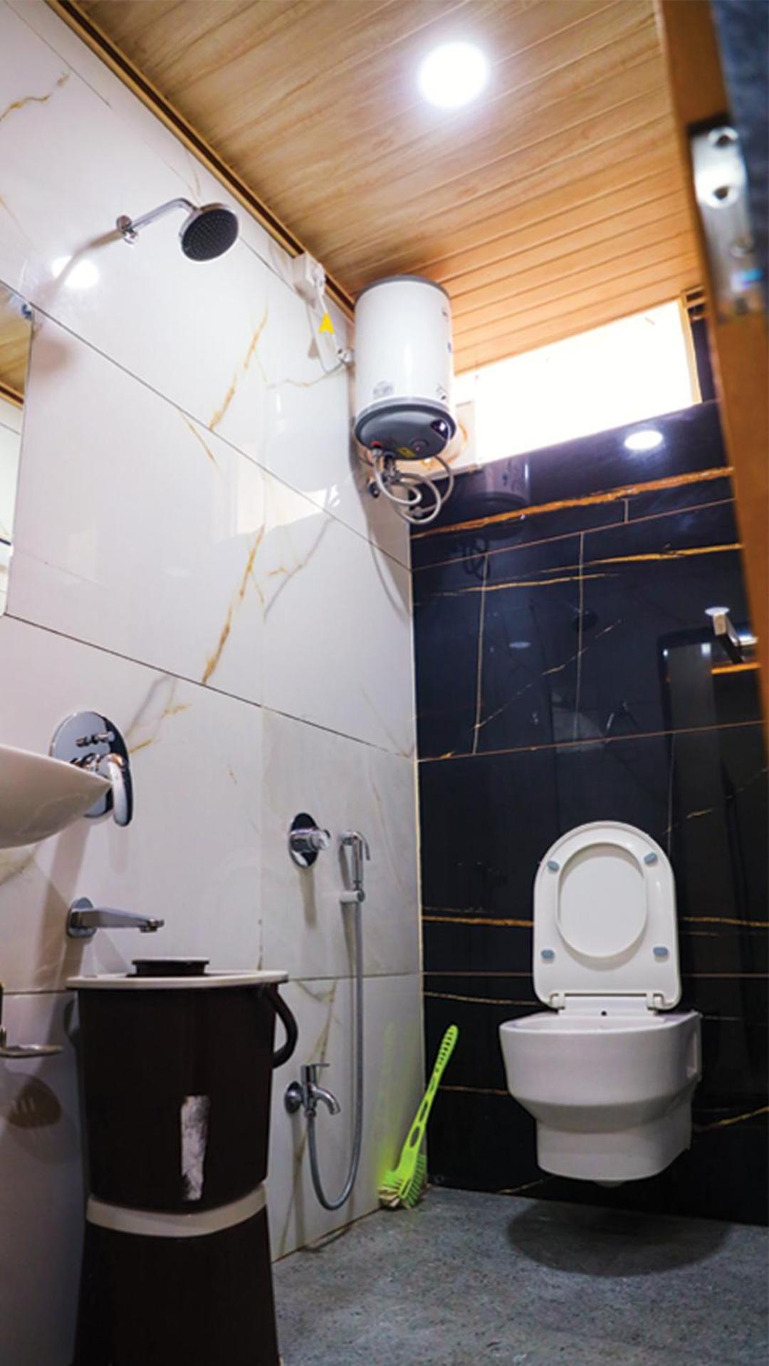 Shri Shiv Ganga Bhakt Niwas Hotel Ujjain Bagian luar foto